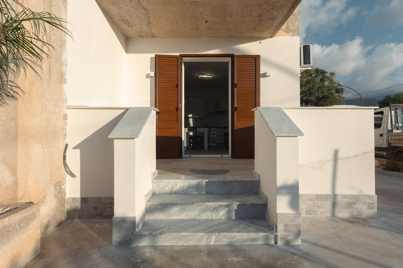 Esterno Casa - La Dimora Blu Esterno Casa - La Dimora Blu